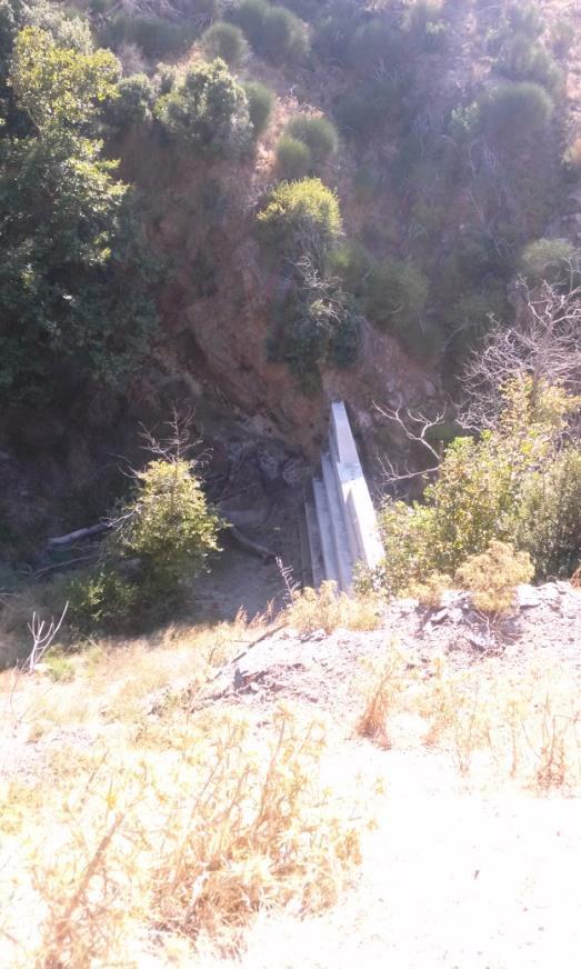 5) Διχαλόρεμα Έχει πάρει την ονομασία του, από το σχήμα του υδρογραφικού δικτύου.