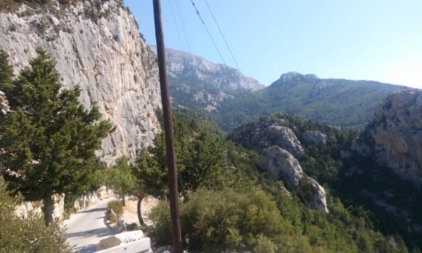 1.2.2. Υδρογραφικό δίκτυο Η Σάμος δεν έχει σημαντικούς ποταμούς ή λίμνες.