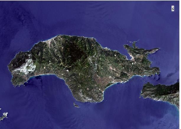 Εικόνα 9.1: α) Εικόνα Πραγματικού χρώματος πριν την ατμοσφαιρική διόρθωση β) Μετά την απόλυτη ατμοσφαιρική διόρθωση 9.6.3.