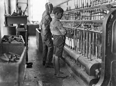 Εικόνα 9: Παιδικι εργαςία Πηγή: http://hogwild.net/images/misc/industrial-revolution-children- labor.