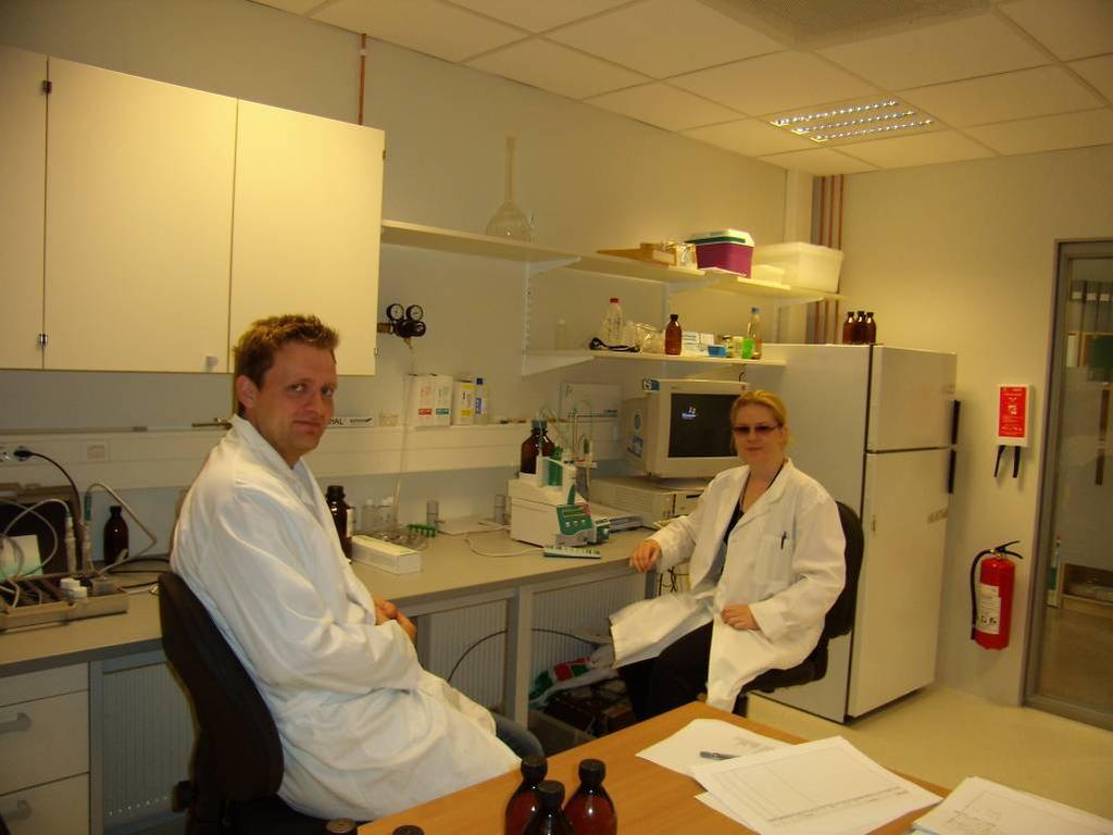 Anjónirnar klóríð (Cl) og flúor (F) (sýni nr. 2) eru mæld á jónagreini á rannsóknarstofu í Luleå.