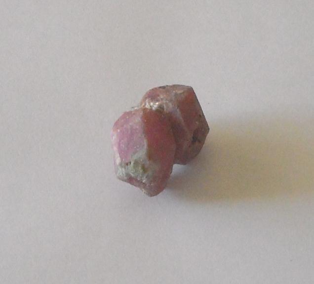 translucent white calcite b. light gray calcite Foto: Ilijevski, 2010 a. b. Slika 27.
