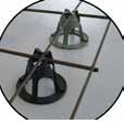 MAXI HORIZONTAL SPACER FOR FORMWORK It is positioned at the wires intersection of the electro-welded mesh.