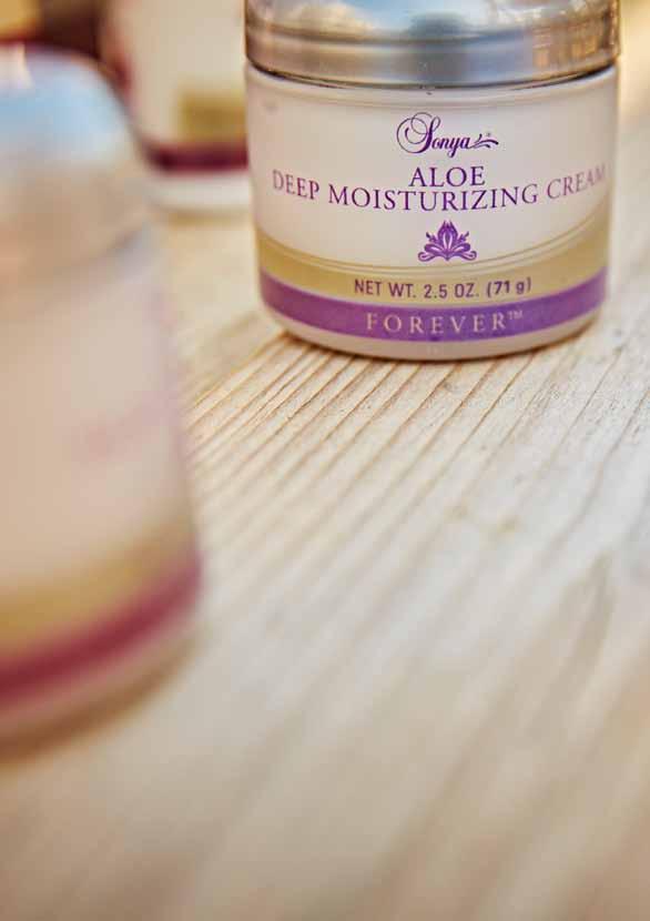 Προσωπική Φροντίδα Sonya Aloe Deep Moisturizing Cream Περιέχει κεραμίδια που προσφέρουν ενυδάτωση και στα πιο βαθιά στρώματα της επιδερμίδας.