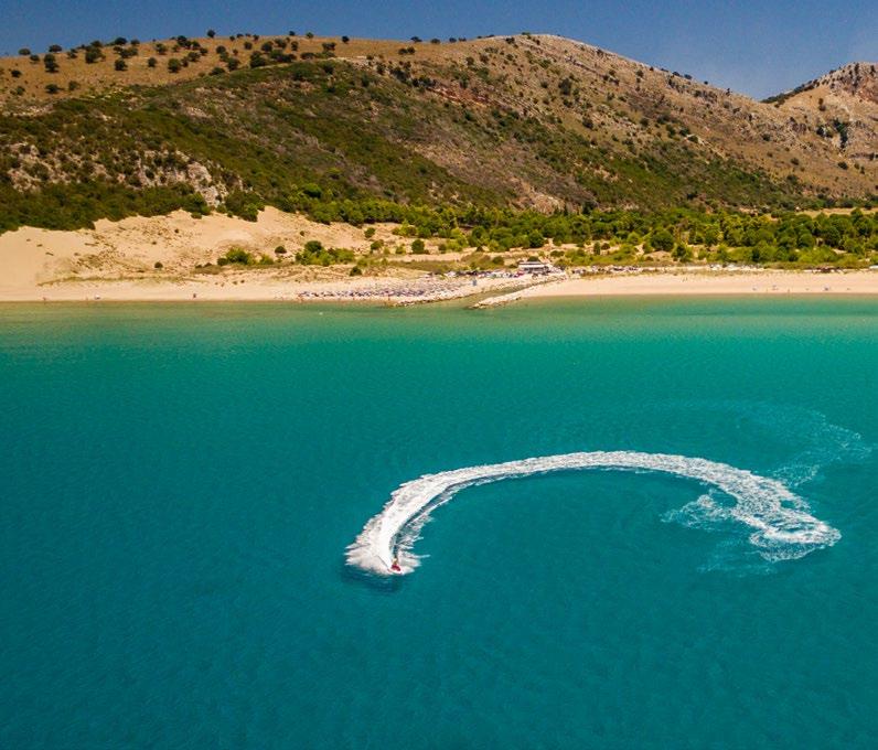 16 ΑΝΑΚΑΙΝΙΣΜΕΝΟ ΚΑΛΟΓΡΙΑ, ΑΧΑΪΑ Κalogria Beach Ένα πλήρες παραθεριστικό κέντρο σάς περιμένει στη μαγευτική τοποθεσία της παραλίας Καλογριάς,