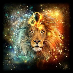 «Εγώ Είμαι αυτός που Είναι, που βλέπω το Φως, που γίνομαι το Φως και το φανερώνω» ESOTERIC ASTROLOGY, Alice Bailey «Και ένας από τους πρεσβύτερους μου λέει: Μη κλαις πρόσεξε: υπερίσχυσε το λιοντάρι,