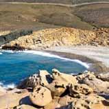 Από τις καλύτερες παραλίες του νησιού είναι η Λιβάδα που έχει παράξενους πράσινους βράχους, μεγάλους και μικρούς, και καθαρά νερά σαν κρύσταλλο.