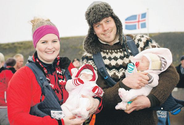 Smalað í Hrútatungurétt Lömbin líta mjög vel út, auðvitað er eitthvert smælki innan um en í heildina eru bændur ánægðir, segir Guðmundur Ísfeld, réttarstjóri í Hrútatungurétt í Vestur-