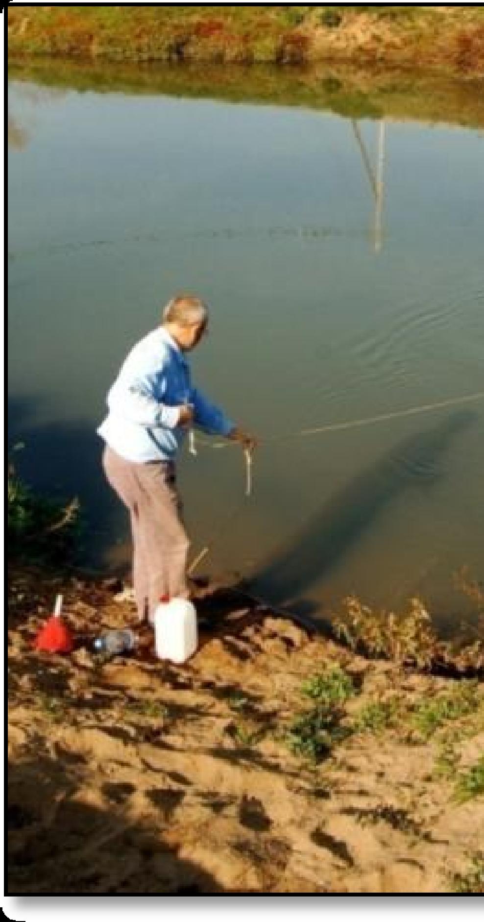 Узорковање се великим водним може вршити директо посудама у којима ће се узорак