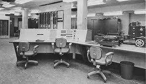 δευτερόλεπτο) Πολύ χαμηλή ENIAC, EDVAC, UNIVAC 3.