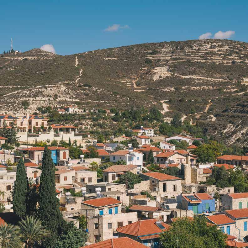 Κάτω Δρυς Ο Κάτω Δρυς είναι ένα γραφικό χωριό, το μικρό Παρίσι, όπως χαρακτηρίστηκε κάποτε από τους διάφορους ξένους περιηγητές και επισκέπτες.