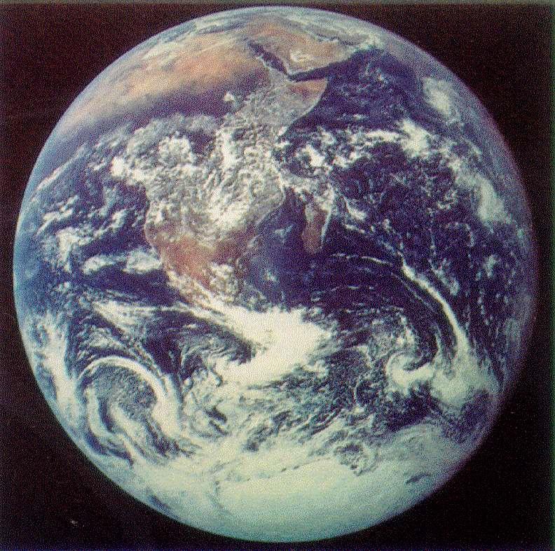 Ο ΠΛΑΝΗΤΗΣ ΓΗ Ο πλανήτης Γη έτσι όπως φωτογραφήθηκε το 1972 από