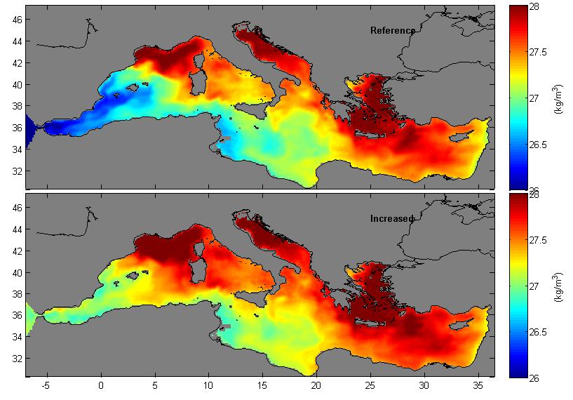 Fig. 3.7: Μέση ετήσια χωρική κατανομή επιφανειακής πυκνότητας για τα 2 πειράματα. Fig. 3.8: Διαφορές ετήσιας, επιφανειακής πυκνότητας.