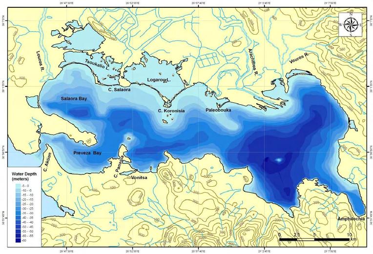 Ο Αμβρακικός κόλπος, είναι ένας ημί-κλειστος εγκολπίσκος που έχει μήκος 35km και 6-15km πλάτος.