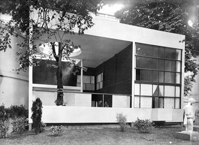 pinterest.com Сл. 66 67. Павиљон новог духа (екстеријер) Извор: www.ncmodernist.