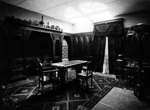 Војновић је одржао предавање о југословенској цивилизацији ( La civilisation yougoslave ), чија је политичка обојеност била јасно изражена у формулацијама којима се покушало показати место