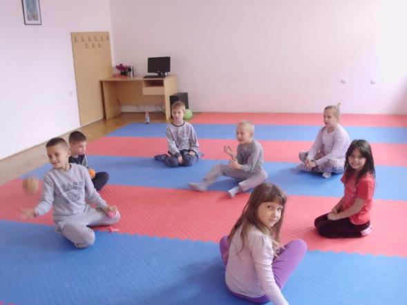 годину, а за руководиоца већа изабрана је Марија Старчевић, професор српског језика и књижевности.