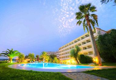 ELEA BEACH HOTEL 4* SUP ΑΣΣΙΑ - ΚΕΡΚΥΡΑ Το Elea Beach Hotel 4*superior, πλήρως ανακαινισµένο το 2017 σας περιµένει στην υπέροχη ασσιά, µόνο 12 χλµ βόρεια από την πόλη της Κέρκυρας.