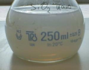 Για το λόγο αυτό μετρήθηκαν στο Εργαστήριο το ιξώδες και η πυκνότητα του νανορευστού στις διάφορες συγκεντρώσεις και συγκρίθηκαν με τις Εξ.