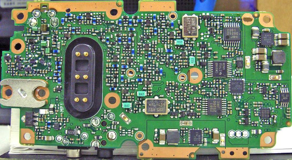 MAIN UNIT (BTTM VIEW) DRIVE (Q4) VHF RF (Band A/B) (Q7) UHF RF (Band A/B) (Q6) VHF RF (Band A) (Q7) UHF RF (Band A) (Q6) ST IF FILTER (Band A) (FI3) UHF RF (Band B) (Q64) VHF RF (Band B) (Q74)