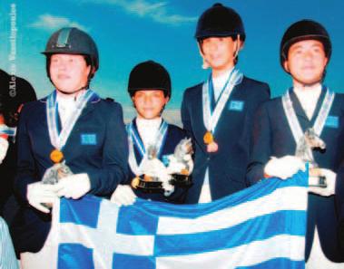 Οι τέσσερις ιππείς μας που κέρδισαν το χρυσό μετάλλιο στο Κύπελλο Εθνών στο Bojouristhe 2010. 2010 Χρυσός Βαλκανιονίκης Εφήβων ο Παναγιώτης Φραντζής Η Εθνική ομάδα παίδων χρυσή Βαλκανιονίκης Ντρεσάζ.