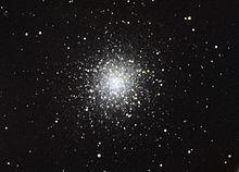 6-rasm. Gerkules turkumidagi M 13 Sharsimon yulduz turkumi (Bir necha ming yulduzlarga ega).