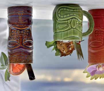 Tiki mugs 20406675 tumbler κόκκινο, 59,1 cl 7,6 cm 15,2 cm 20406676 tumbler καφέ, 59,1 cl 7,6 cm 15,2 cm 20406677 tumbler πράσινο, 59,1 cl 7,6 cm 15,2 cm 20406649 mug κόκκινο, 47,3 cl 12,7 cm 10,2 cm