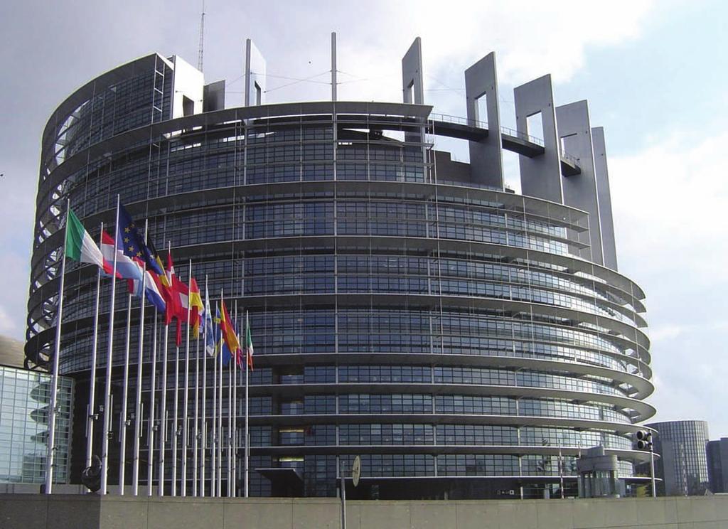 SVIJET Piše: Darko GAVRILOVIĆ Pred čelnicima EU teška borba za smanjenje dugova Dug - evropska noćna mora Budžetski deficit zemalja čija je valuta evro skočio je na kraju prošle godine na 6,3% sa 2%