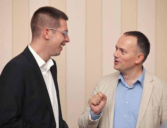 CIP Каталогизација у публикацији Библиотека Матице српске, Нови Сад 691.32(035) ЗОРИЋ, Слободан Приручник за бетон. 2 / Слободан Зорић - Беочин : Lafarge BFC, 2013 (Петроварадин: Футура). - 116 стр.