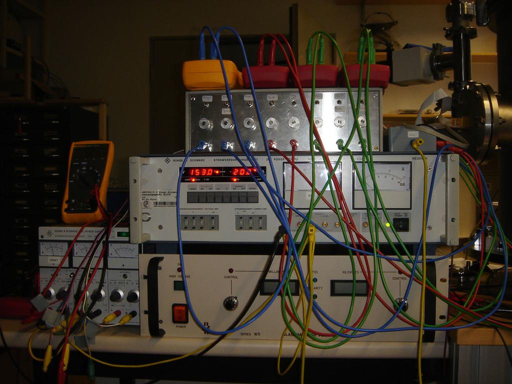 FCD experiment Elektronika vyrobená na MPI druhý stupeň