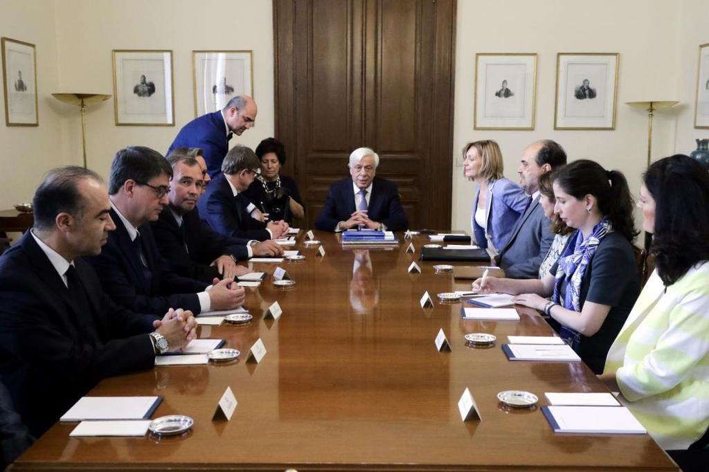 Association, τον Γερμανό Πρέσβη κ. Plotner και τους κ.κ. Γρηγορίου και Πίντζα του Ε.
