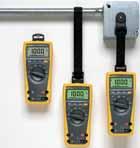 Softver i ostali pribor FlukeView Forms softver FlukeView Forms povećava snagu Vašeg Fluke digitalnog multimetra, termometra i procesmetra na način da Vam omogućava dokumentiranje, pohranu i analizu