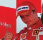 Be to, ir formulò nebuvo idealiai suderinta tai irgi neleido sezono lyderiui prilygti i lenktyni nugalòtojui Kimi Räikkönenui. 40 AUTO BILD LIETUVA Nr. 15 2007 Nam sienos nepad jo Turiu susikaupti.