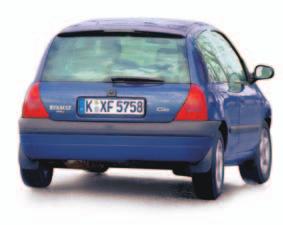 NAUDOTI AUTOMOBILIAI Renault Clio II Modelio istorija 1998 m. rugsėjis. Clio II debiutas. 1999 m. sausis. Variklių su 16 vožtuvų debiutas 1,4 l/98 AG ir 1,6 l/107 AG. 1999 m. balandis.