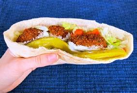 - 6 اغذیه فروشی به مشتری های خود اجازه می دهد که ساندویچ خود را با تمام ویا چندتا از مخلفات زیر و یا بدون آنها سفارش دهند.سس ترشی معمولی ترشی تند قارچ کاهو پیاز و پنیر.