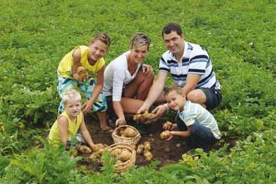 Borπta stanuje družina Marinšek, ki s skupnim delom marljivo in z ljubeznijo na svoji kmetiji æe vrsto let prideluje odliëen