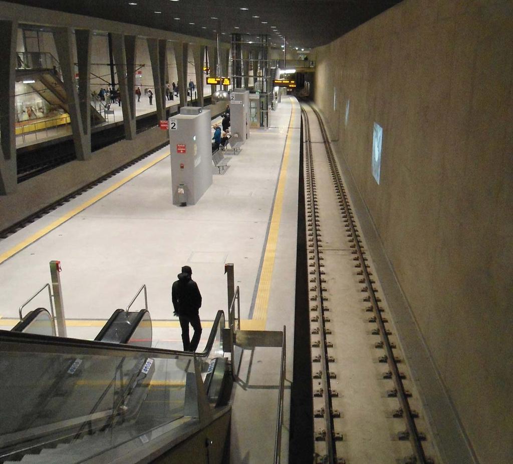 20 3 2 1 Protupožarna rješenja u podzemnim željeznicama 1 AESTUVER protupožarni element D + 2 specijalno je koncipiran u svrhu sigurne izgradnje, puta za evakuaciju u podzemnim prometnim pogonima.