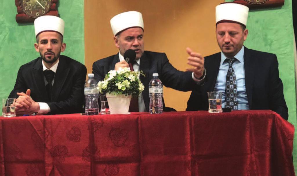 Efendi Xhemaili: Në xhamitë tona kultivohet paqja, respekti, mirëkuptimi, tolerance Delegacioni i BFI-së vizitoi xhamitë shqiptare në Itali Drejtori i Sektorit për Diasporë Dr. Selver ef.