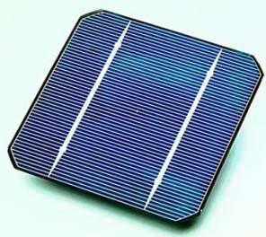 4. VRSTE SUNČEVIH FOTONAPOSNKIH ĆELIJA Električna energija se proizvodi u sunčanim ćelijama koje se sastoje, kako je rečeno, od više slojeva poluvodičkog materijala.