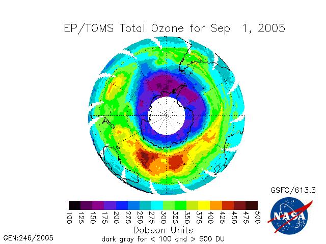koncentracija na ozonski molekuli" mo`e lesno da se pridvi`i na jug so vetrovi koi se dvi`at so golema brzina, i da se pojavi nad naseleni mesta vo SAD, Kanada, Evropa i Azija.
