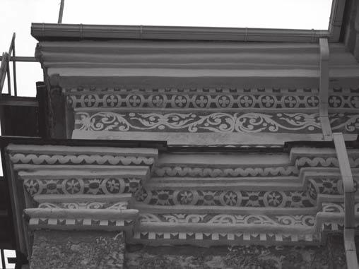 Dailė Šv. Stepono bažnyčia Vilniuje sąlygiškai) išlikusių sgrafito pėdsakų, naudotas įprasčiausias būdas.