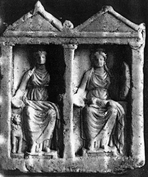 тиот век и повлекува аналогии со спомениците од Солун и Козани.