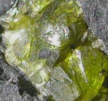 Olivine (Mg,Fe) 2 SiO 4 No