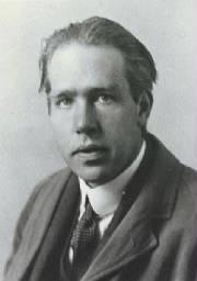 BOROV MODEL ATOMA Niels Bohr daje svoj model atoma na osnovu: