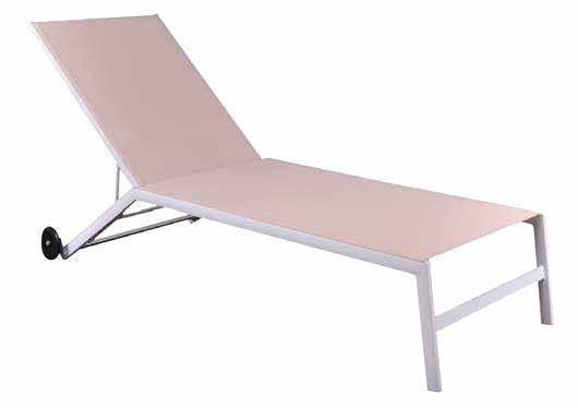 MENTON LOUNGER