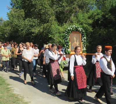 njoj stvarno prebivati. Marija je na zemlji živo nebo, određeno da nosi živo sunce, sunce uzvišeno na najvišem nebeskom svodu.