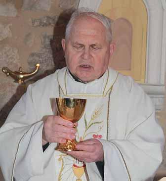 U IN MEMORIAM Preminuo je naš fra Srećko Vekić srijedu 24. klovoza 2016. u franjevačkom samostanu Svete Marije u Zaostrogu u 79. godini života, 62. godini redovništva i u 53.