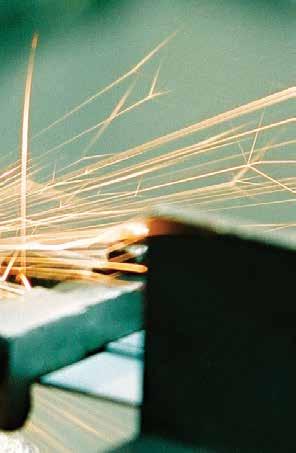 Inžinerinė pramonė būti reguliuojama nuo 6 iki 20 KW. Šis nedidelis katilas gali būti kūrenamas šiaudų ar medienos granulėmis. Kuru užpildžius bunkerį, katilas 3 7 paras gali dirbti savarankiškai.