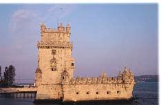 Antras pagal dydį ir istorinę svarbą Portugalijos miestas yra Portas (Porto, 237,6 tūkst. gyv.). Kiti didesni miestai: Amadora (175,1 tūkst. gyv.), Braga (121 tūkst. gyv.), Koimbra (Coimbra, 97,6 tūkst.