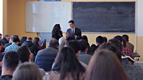 4 Aktualitet 15 maj 2015 Arkitekti i njohur Andrea Griletto ligjëroi para studentëve të AAB-së Marrëveshje bashkëpunimi mes Komunës së Ferizajt dhe AAB-së Profesori Andrea Griletto në fillim të